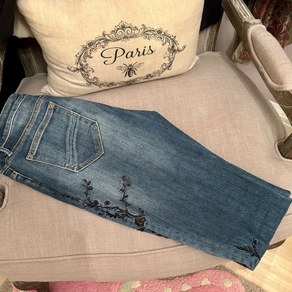 DRIFTWOOD Jackie Embroidered High Rise Skinny Jeans - Picture 5 of 8